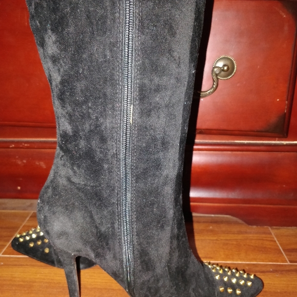 Studded knee high faux suede boot - Picture 2 of 4